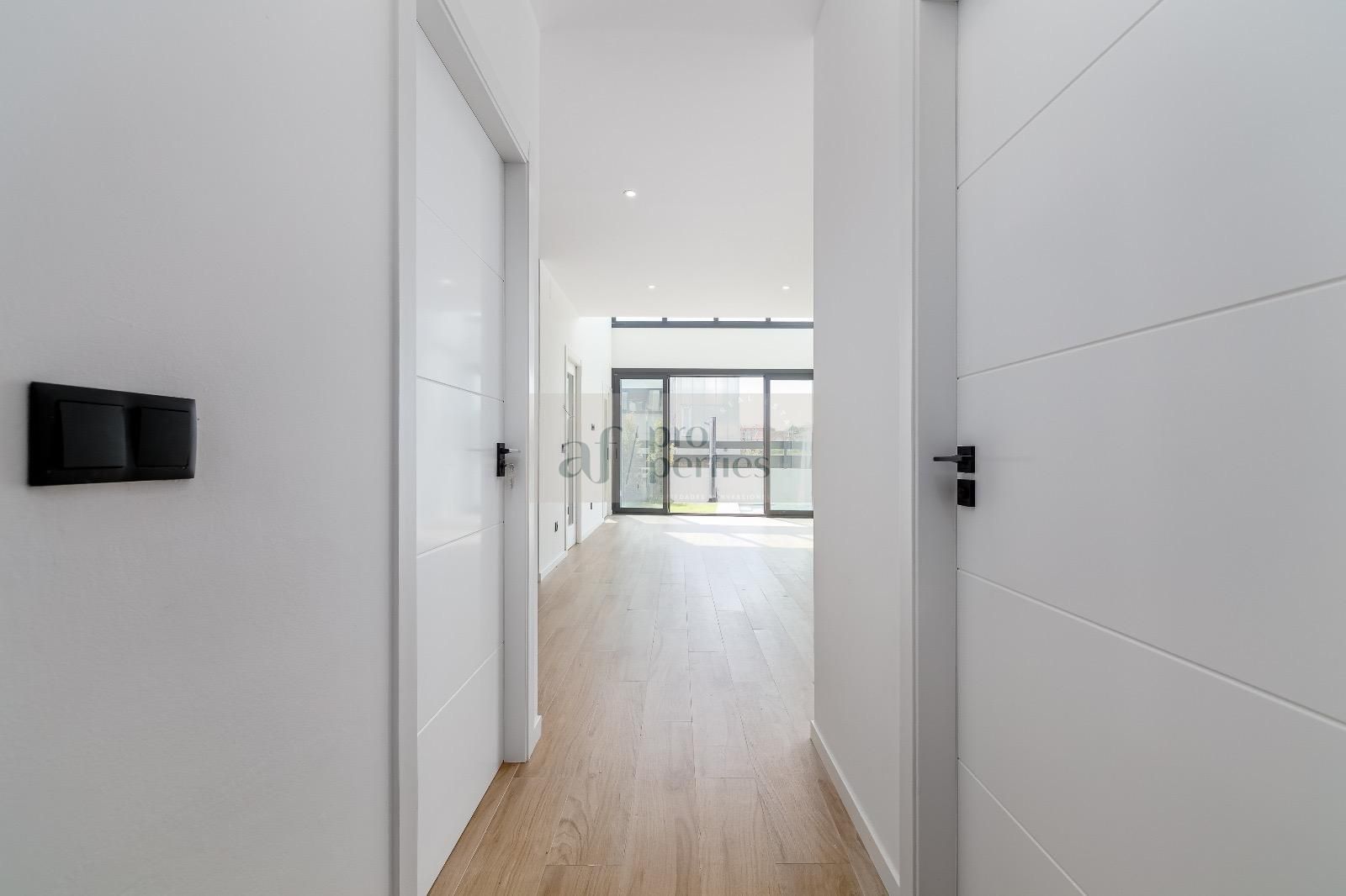 Casa o chalet en venta en Vigo  con Calefacción, Terraza y Piscina