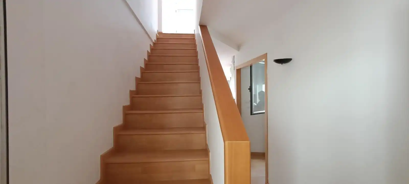 Dachboden zum Verkauf in L'Ampolla mit Terrasse und Balkon