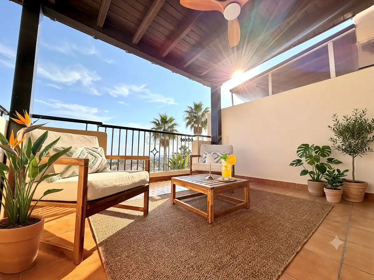 Reihenhaus mit Pool zum Verkauf in Almerimar