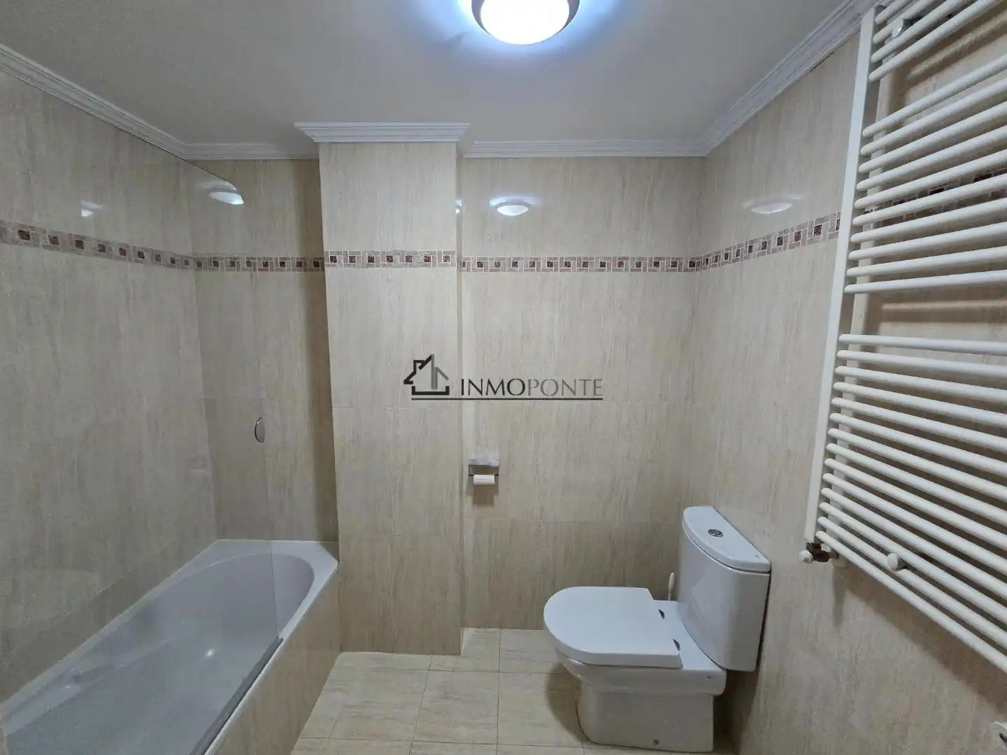 Wohnung zur Miete in San Salvador - Caeira