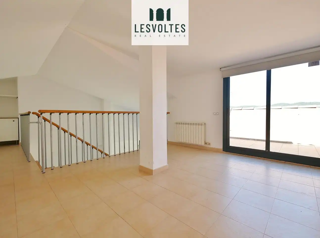 Sala de estar de Dúplex en venta en Palafrugell con Calefacción y Terraza
