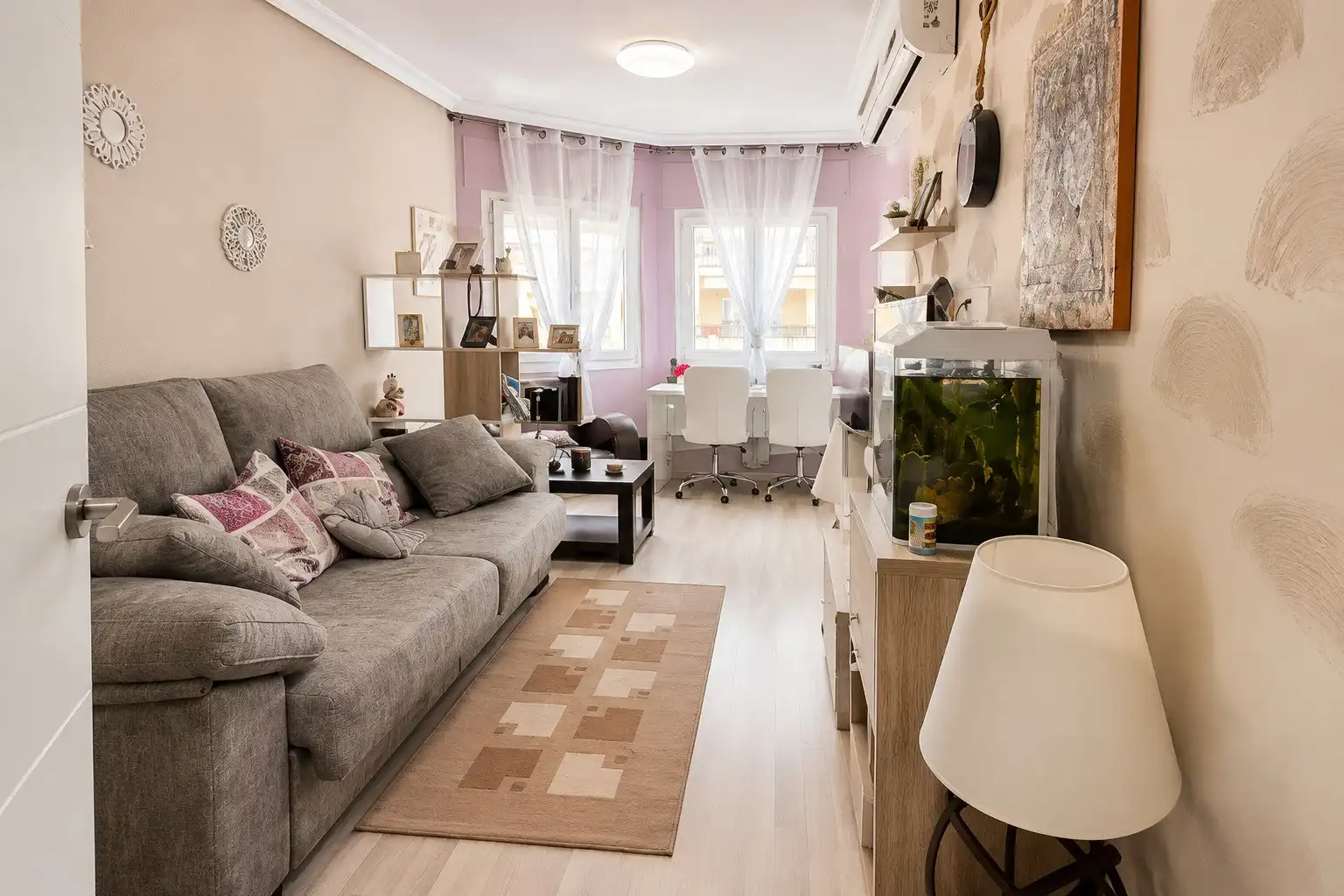 Sala de estar de Casa o chalet en venta en San Pedro del Pinatar con Aire acondicionado, Calefacción y Parquet