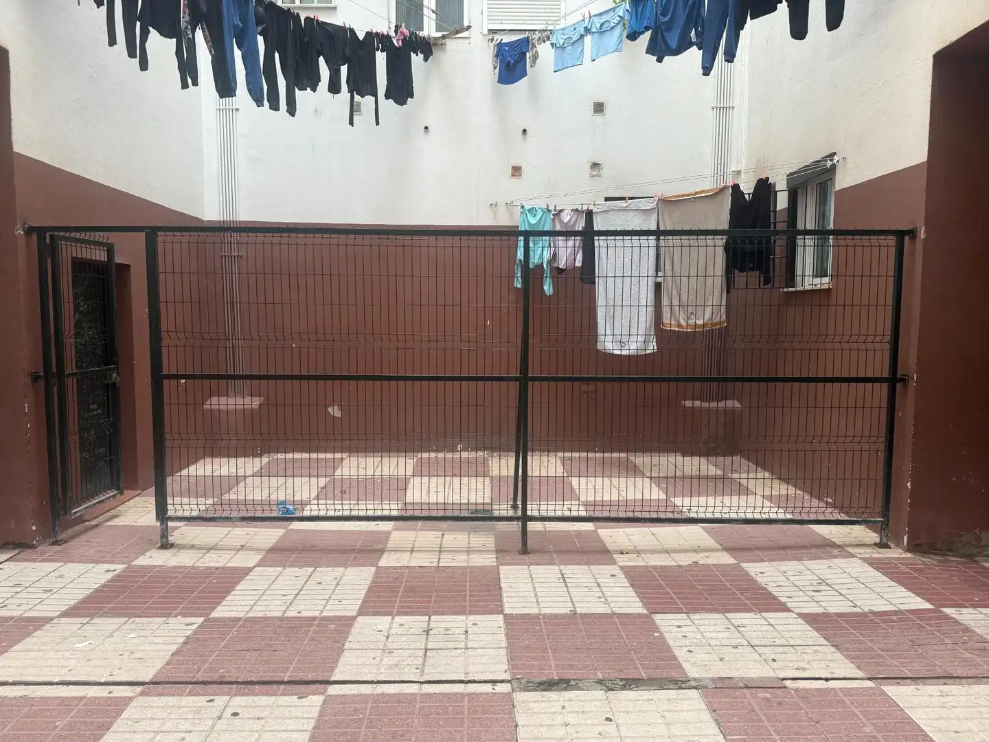 Außenansicht von Lagerraum zum Verkauf in La Línea de la Concepción