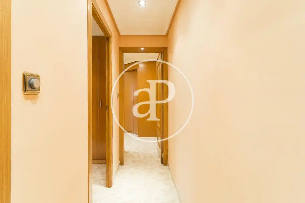 Flat for rent in Av. del General Avilés, Sant Pau