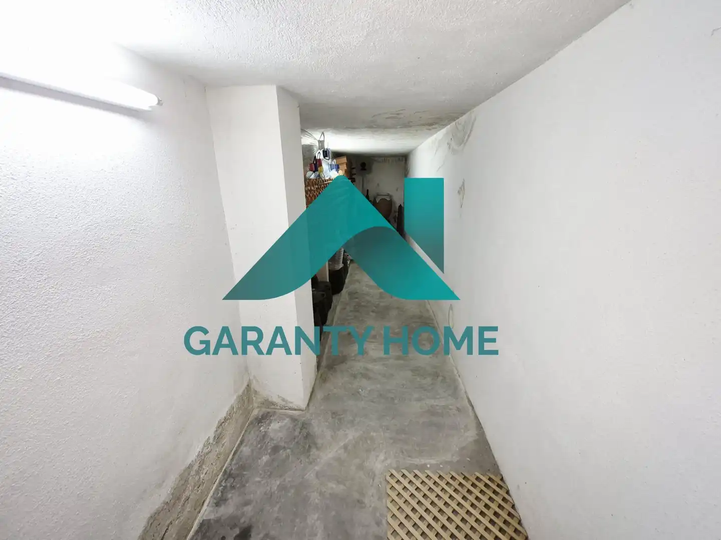 Houses for sale in Cáceres  with Air Conditioner, Heating and Private garden