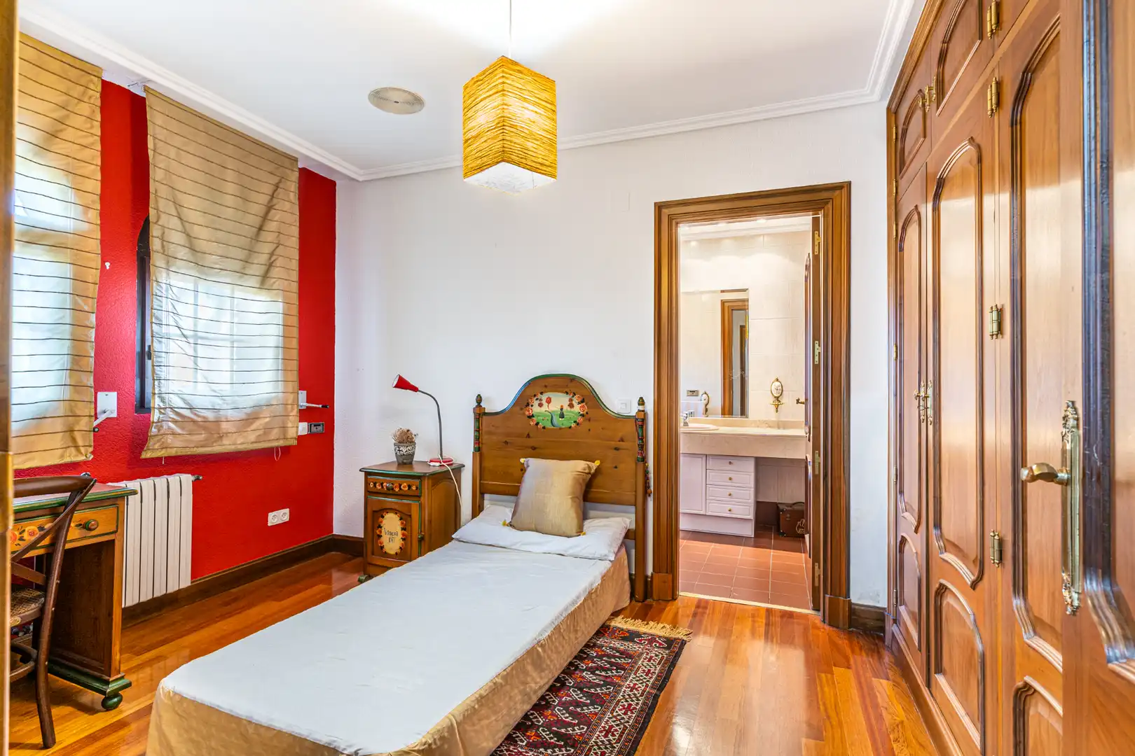 Habitación de Casa o chalet en venta en Las Rozas de Madrid con Aire acondicionado, Calefacción y Jardín privado