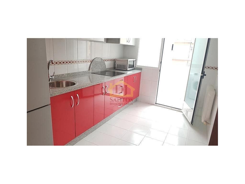 Cuina de Pis de lloguer en Salamanca Capital amb Calefacció