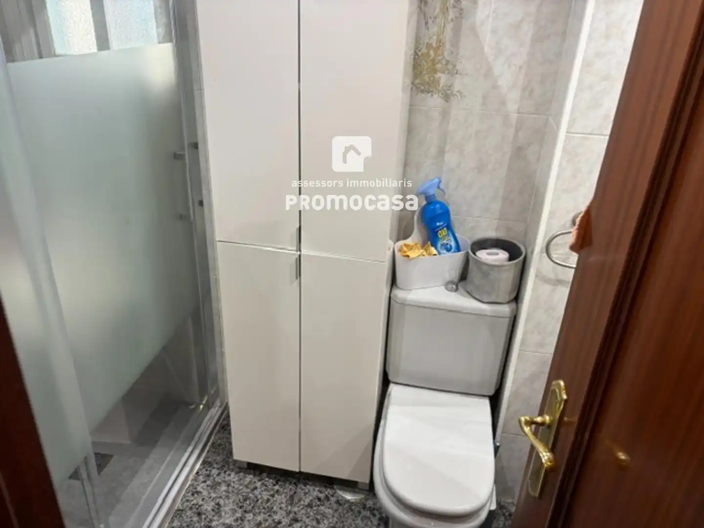 Baño de Piso en venta en Badia del Vallès con Aire acondicionado, Terraza y Balcón