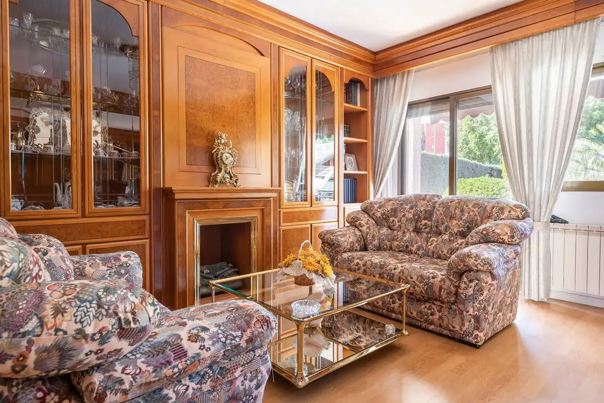 Sala d'estar de Casa o xalet en venda en Rivas-Vaciamadrid amb Aire condicionat, Calefacció i Jardí privat