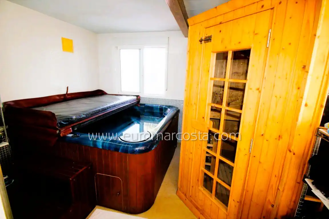 Bedroom of Houses for sale in Elche / Elx  with Air Conditioner, Heating and Private garden