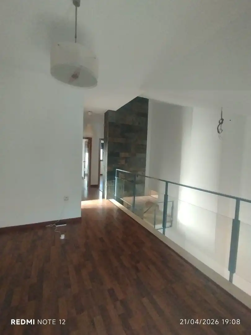 Casa adosada en venda en Villanueva del Ariscal amb Aire condicionat, Calefacció i Jardí privat