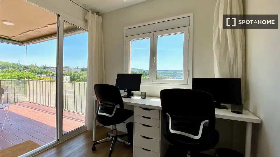 Terrasse von Wohnung zur Miete in Barcelona mit Klimaanlage, Heizung und Möbliert
