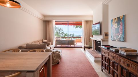Foto 4 de Apartament en venda a Los Arqueros - Puerto del Almendro, Benahavís