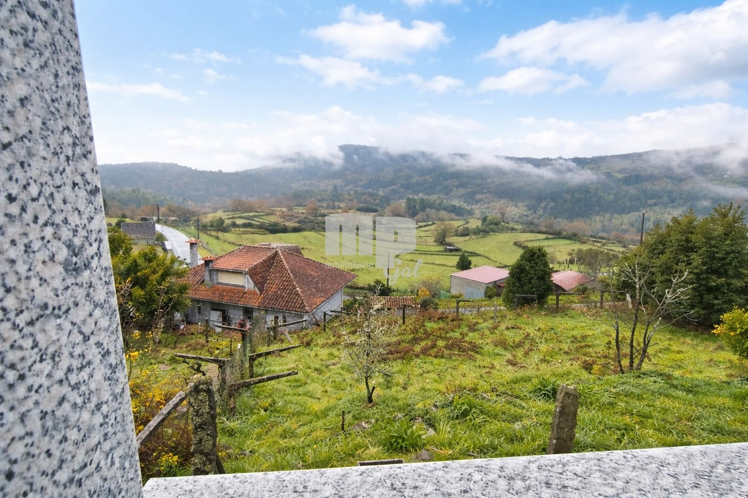 Exterior view of Single-family semi-detached for sale in Pazos de Borbén  with Private garden and Storage room