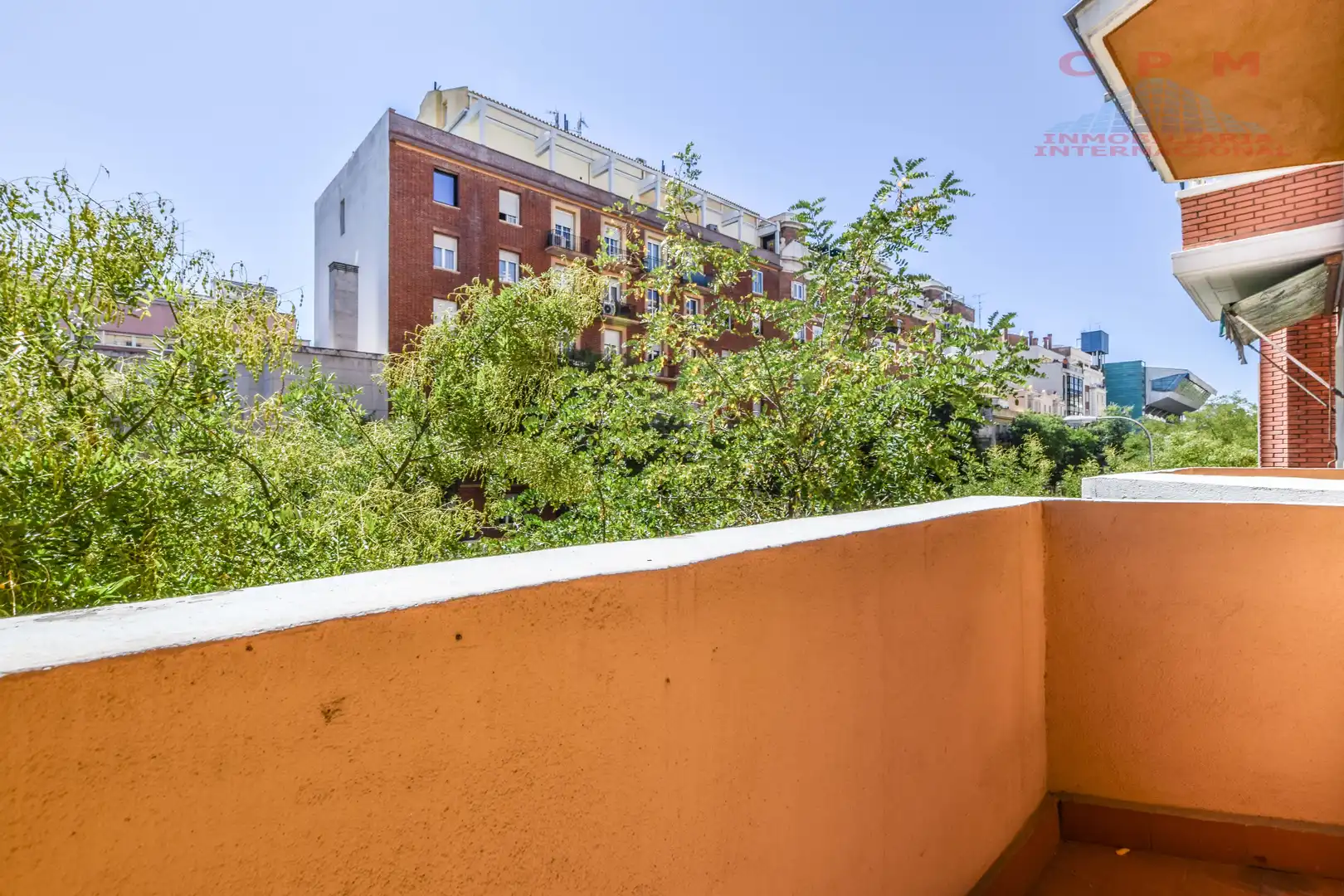 Balcony of Flat for rent in Madrid  with Air Conditioner, Heating and Parquet flooring