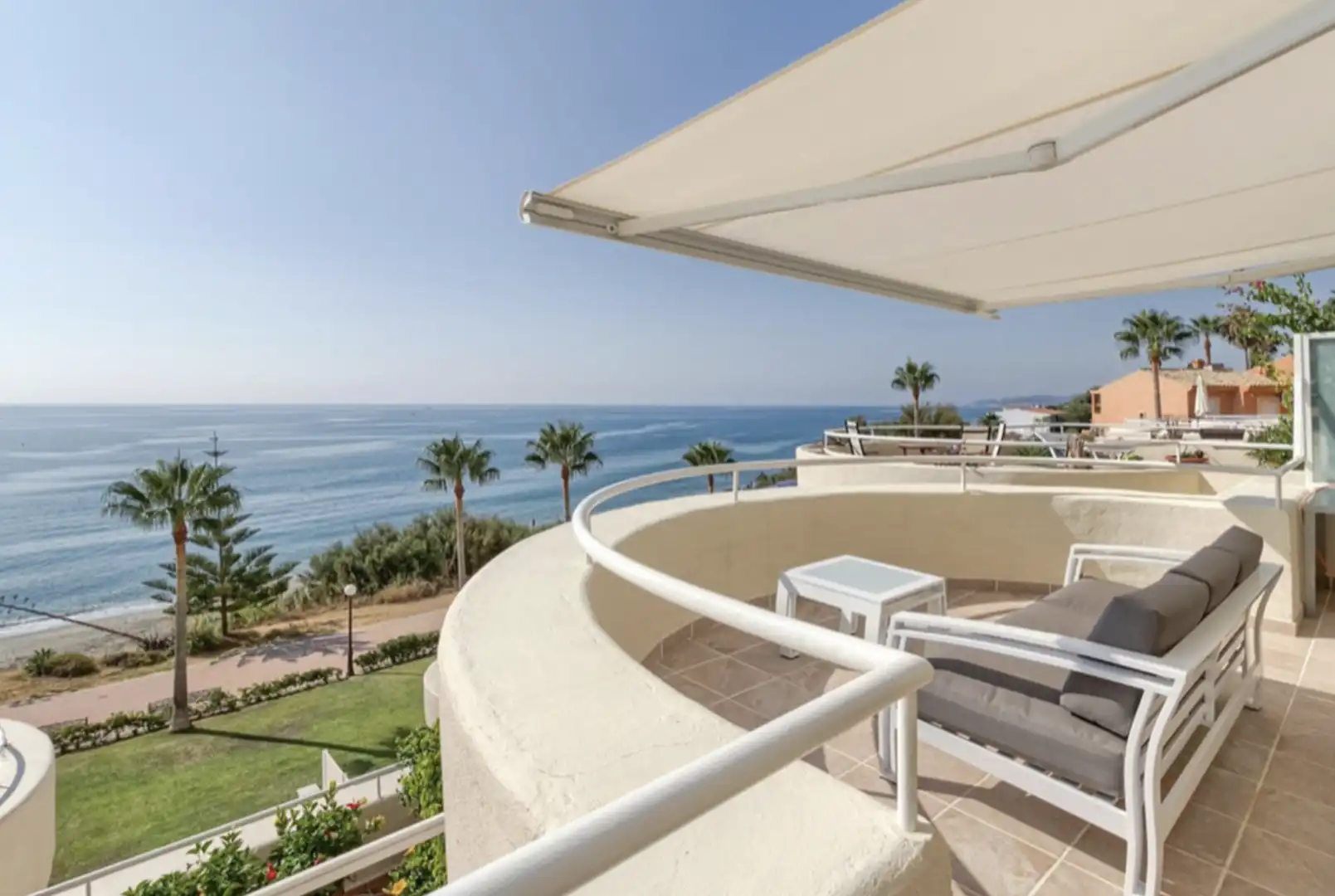 Terraza de Apartamento en venta en Estepona con Aire acondicionado, Calefacción y Terraza