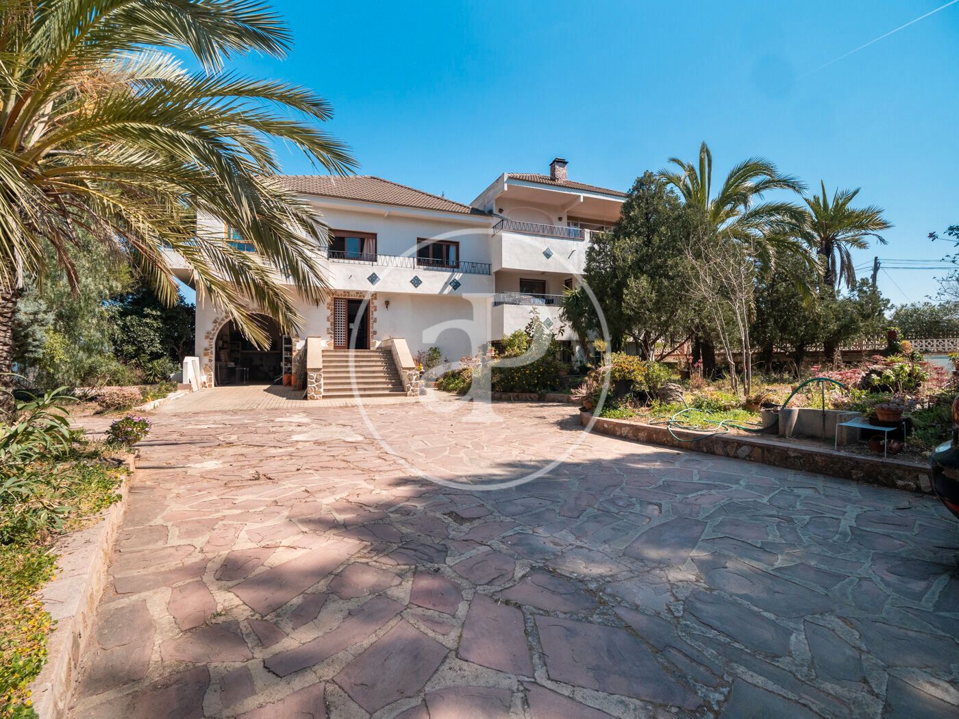 Vista exterior de Casa o xalet en venda en Gilet amb Jardí privat, Terrassa i Traster