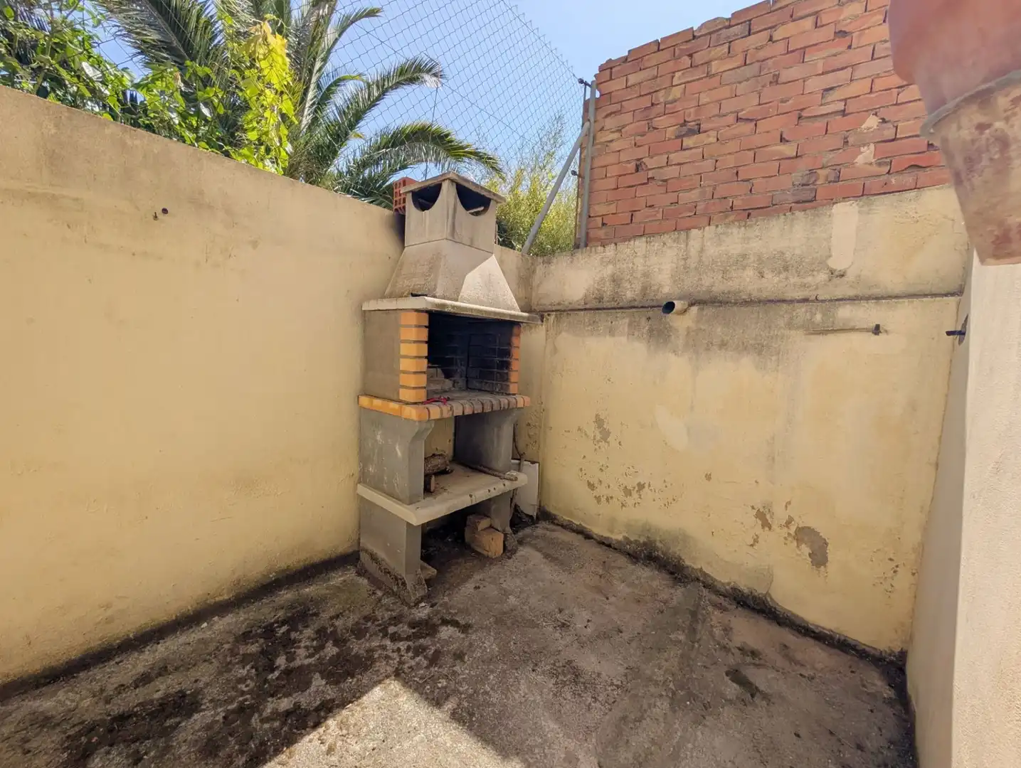 Jardí de Casa adosada en venda en La Puebla de Híjar amb Calefacció, Terrassa i Traster