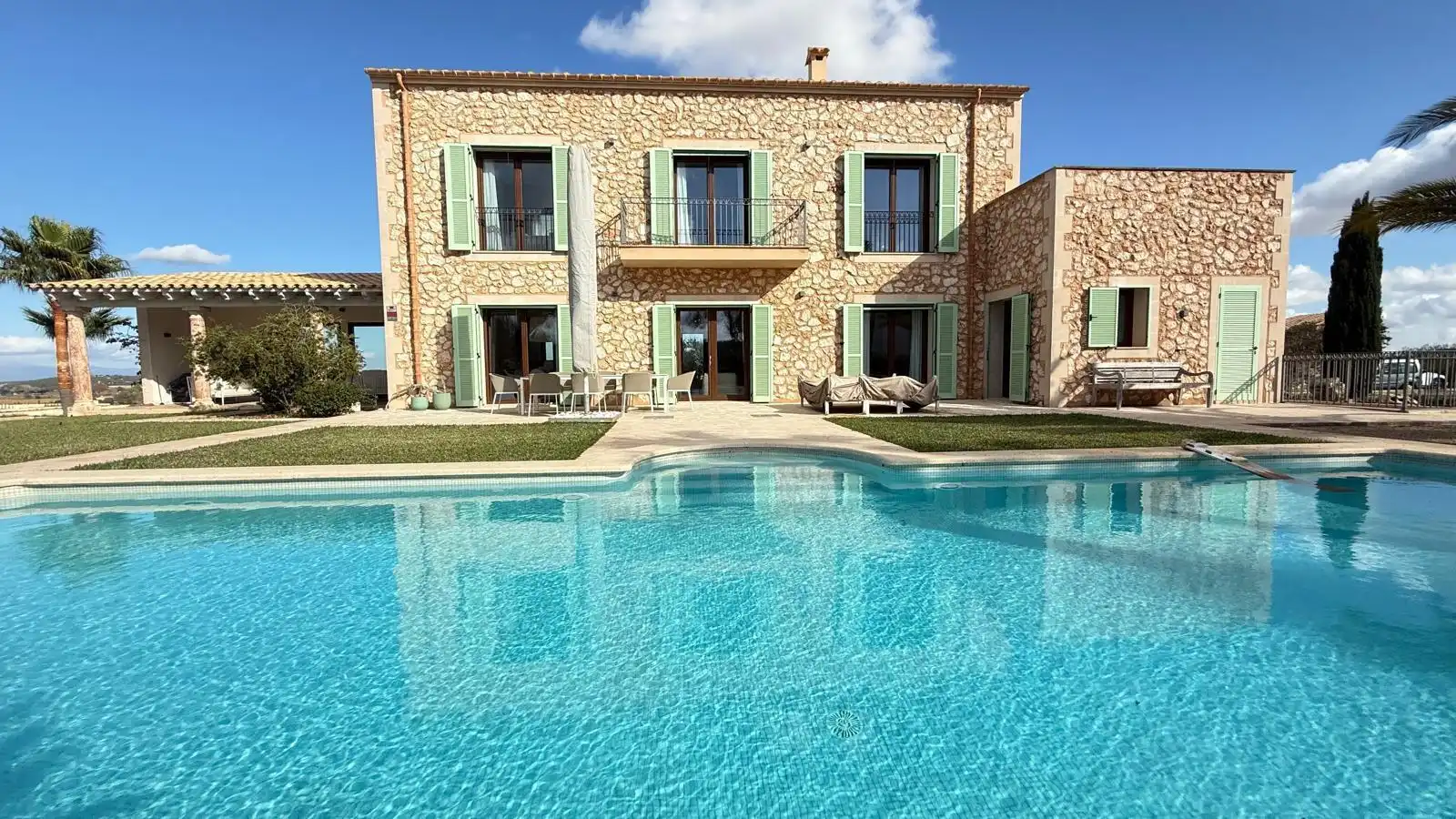 Country homes for sale in Cala Murada
