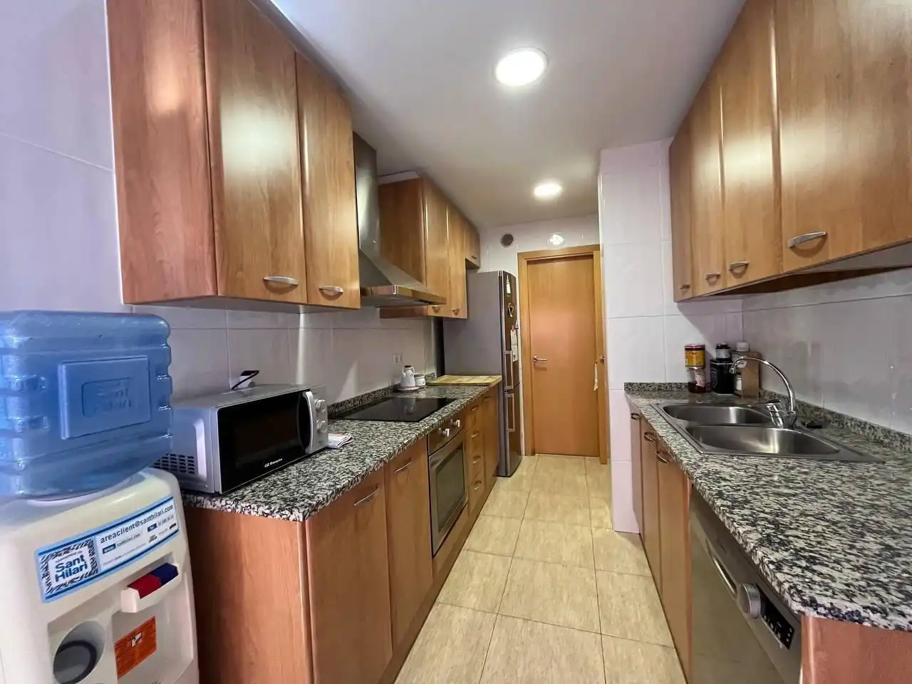 Kitchen of Flat for sale in Figueres