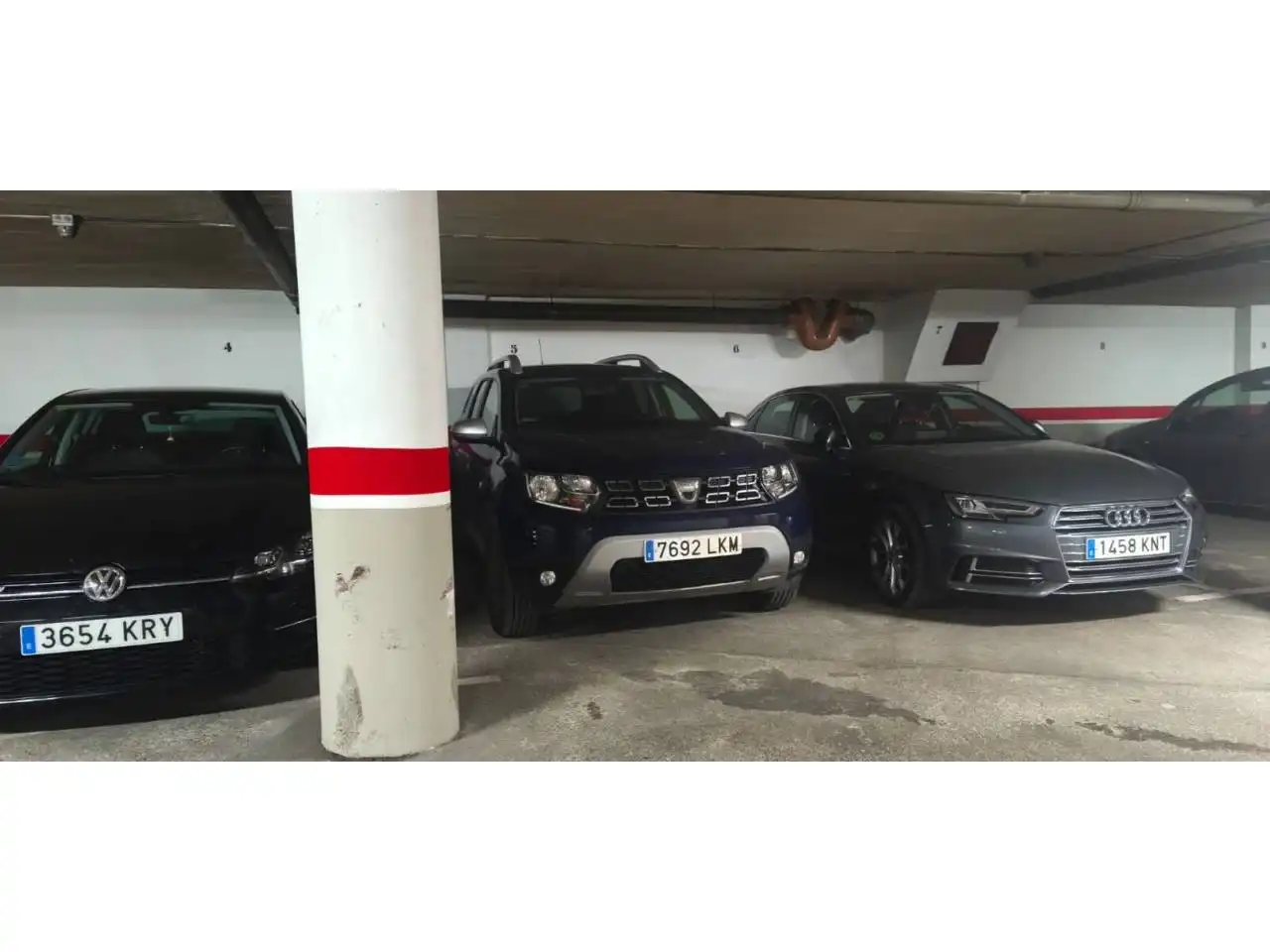 Parking de Piso en venta en Alicante / Alacant con Calefacción y Balcón