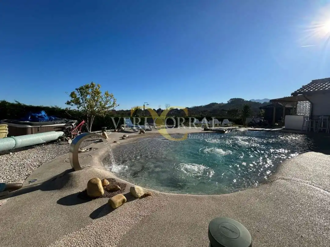 Piscina de Casa o chalet en venta en Llanes con Calefacción, Jardín privado y Terraza
