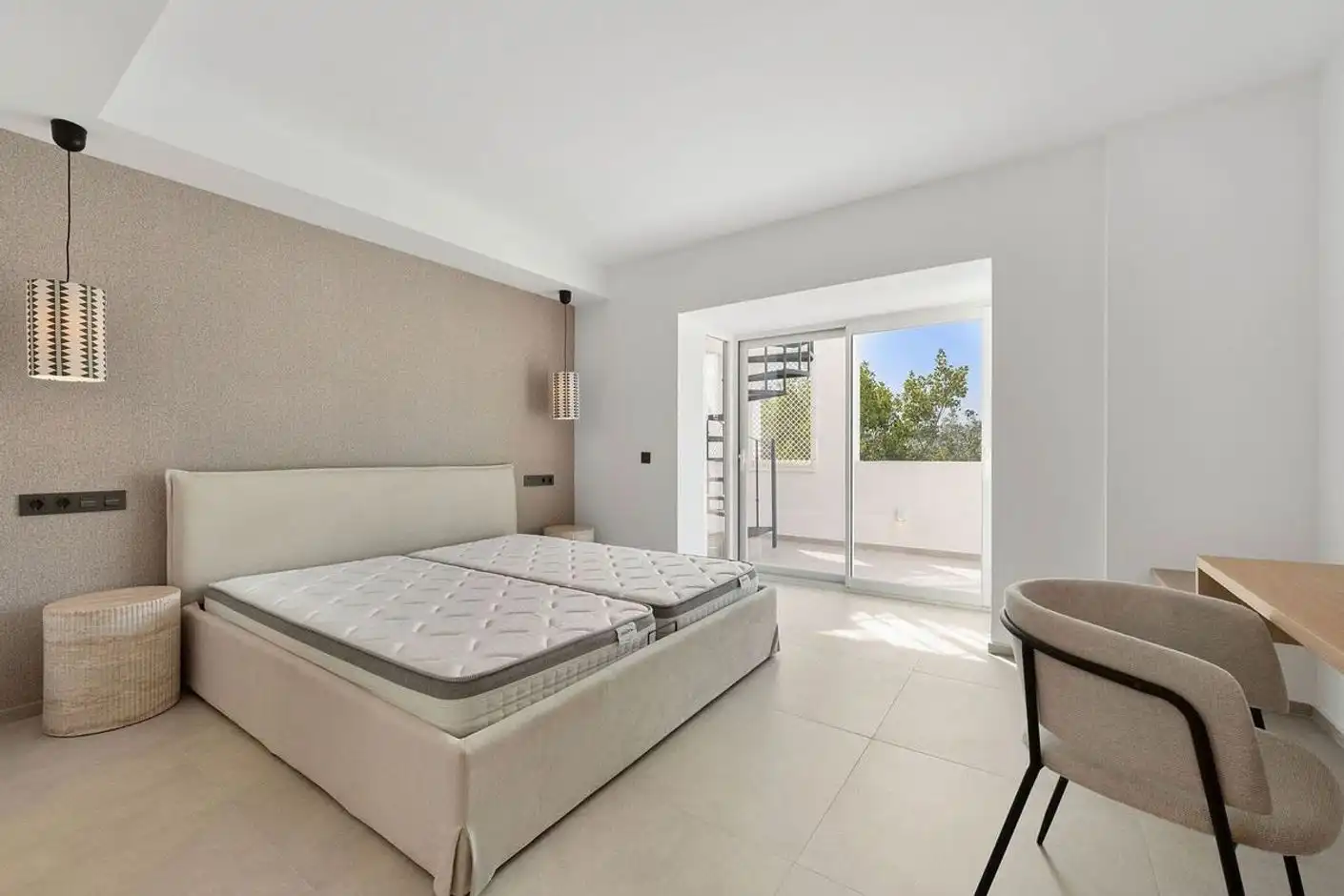 Habitación de Ático en venta en Marbella con Aire acondicionado, Terraza y Piscina