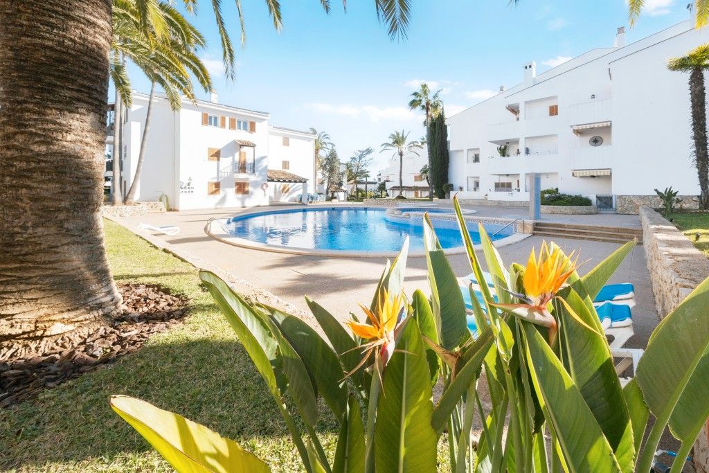 Exterior view of Apartment for sale in Calvià  with Air Conditioner, Terrace and Swimming Pool