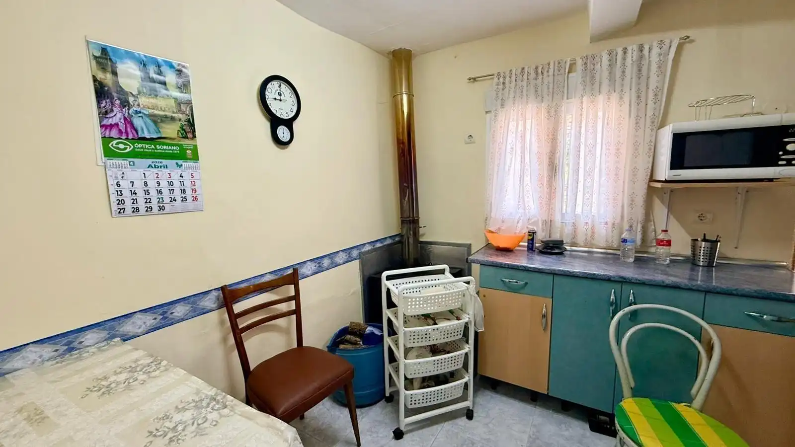 Cuina de Casa o xalet en venda en Cuéllar amb Traster, Moblat i Alarma