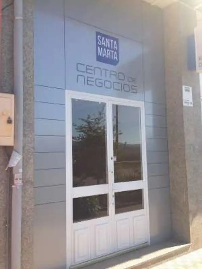 Vista exterior de Oficina de alquiler en Ortigueira con Amueblado