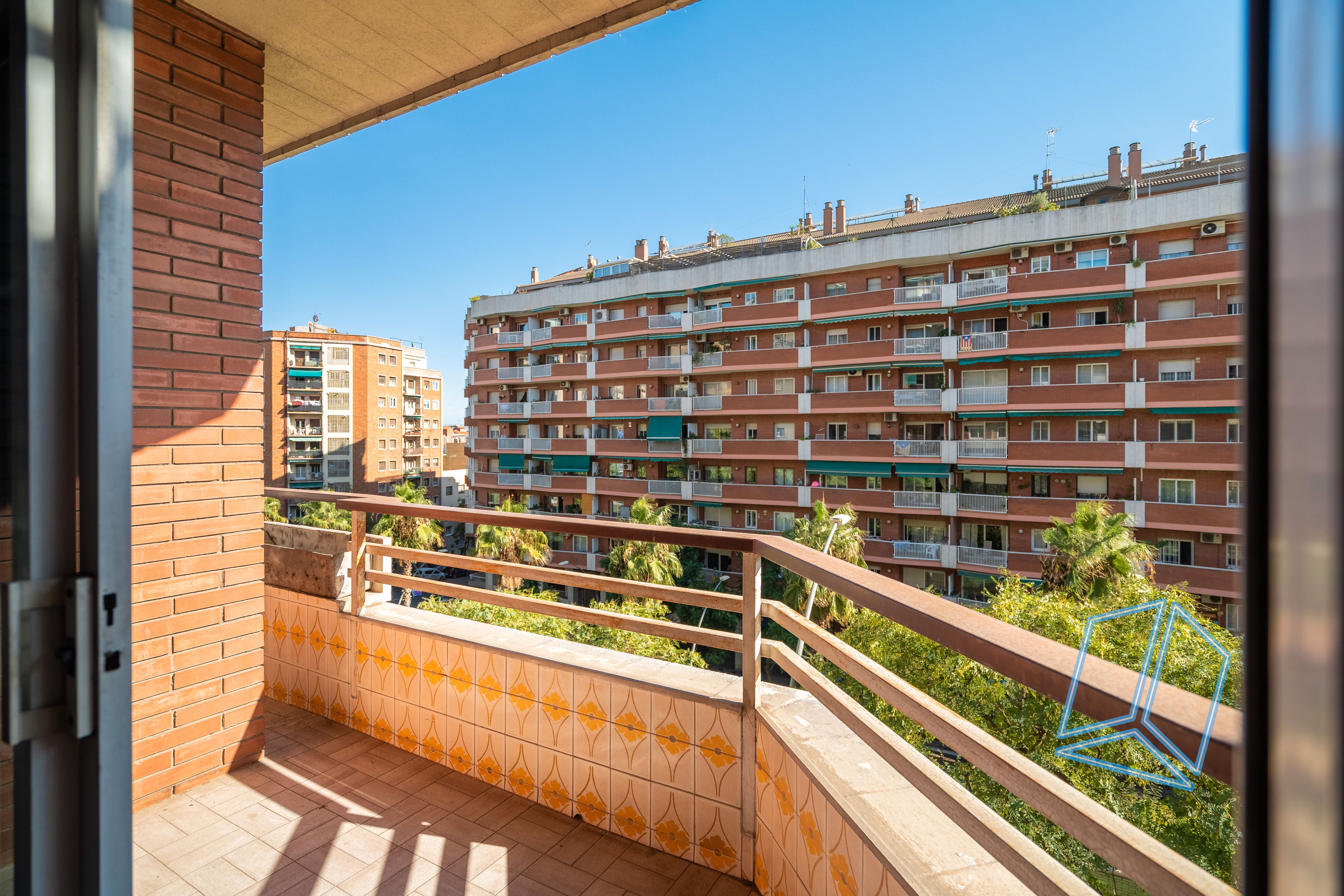 Bedroom of Flat for sale in  Barcelona Capital  with Heating and Balcony