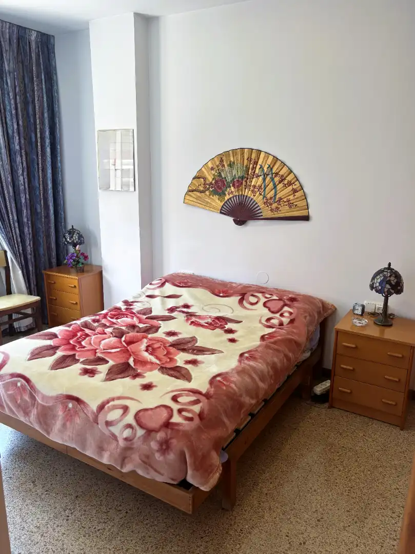 Bedroom of Flat for sale in L'Hospitalet de Llobregat  with Air Conditioner, Furnished and Oven