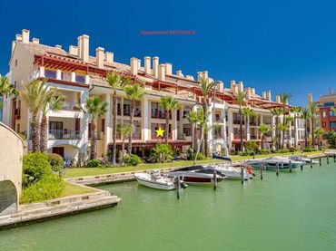 Flat to rent in Avenida de la Marina 4