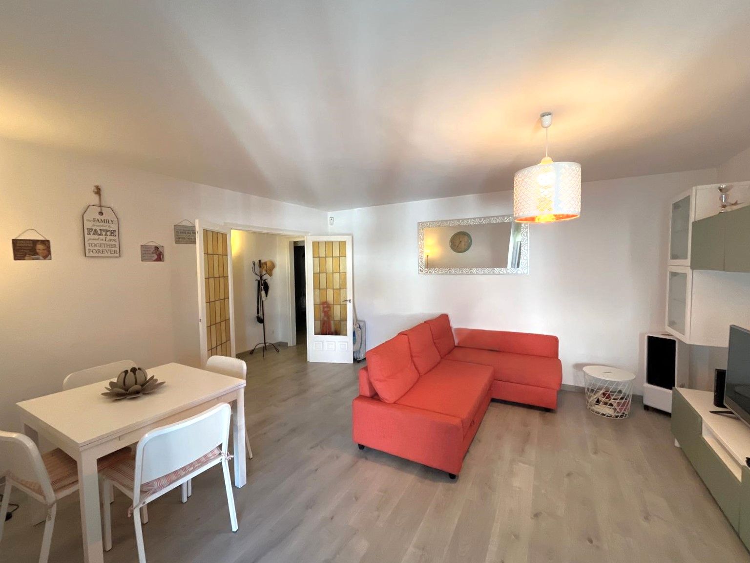 Living room of Flat for sale in Palamós  with Heating, Parquet flooring and Terrace