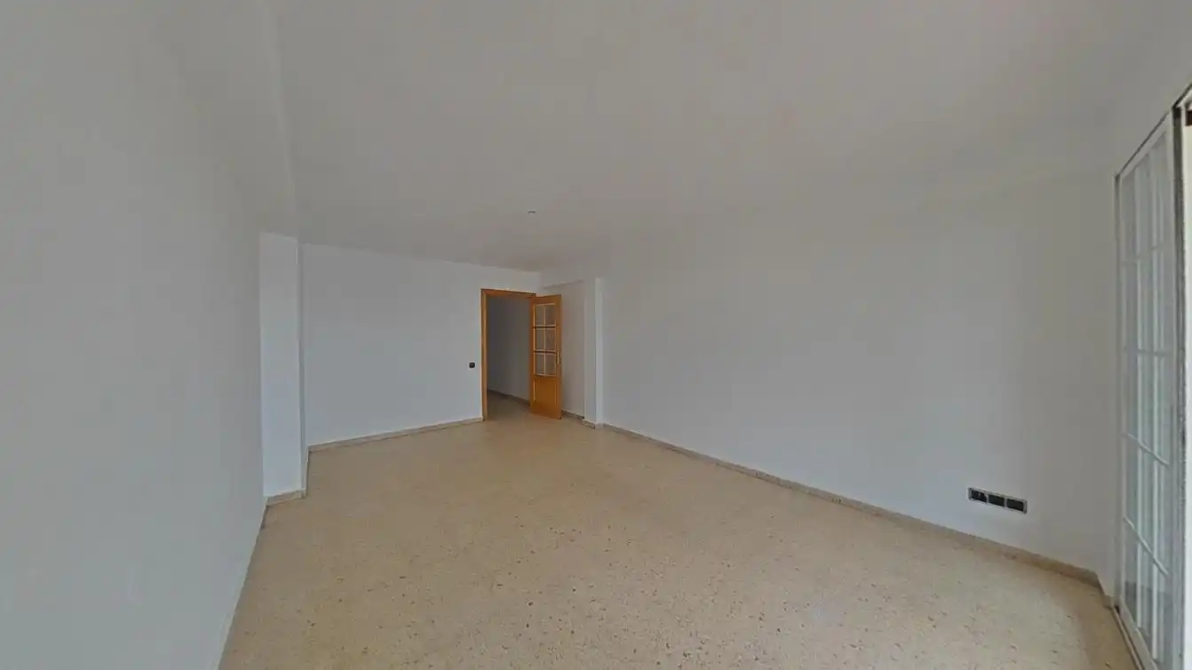 Piso con ascensor en venta en C/ General Llorens, imagen 6