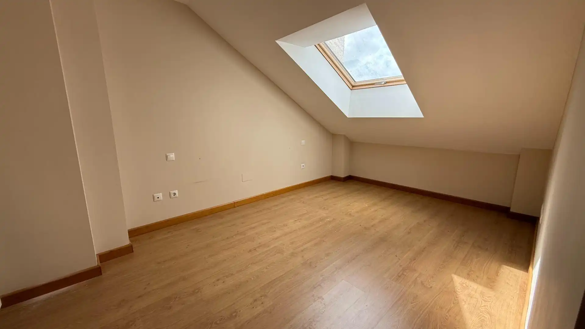 Edificio en venta en Reocín