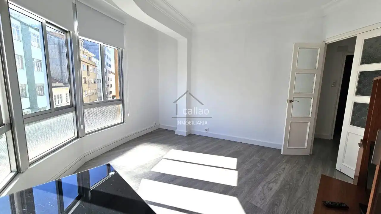 Schlafzimmer von Wohnungen zum Verkauf in Ferrol