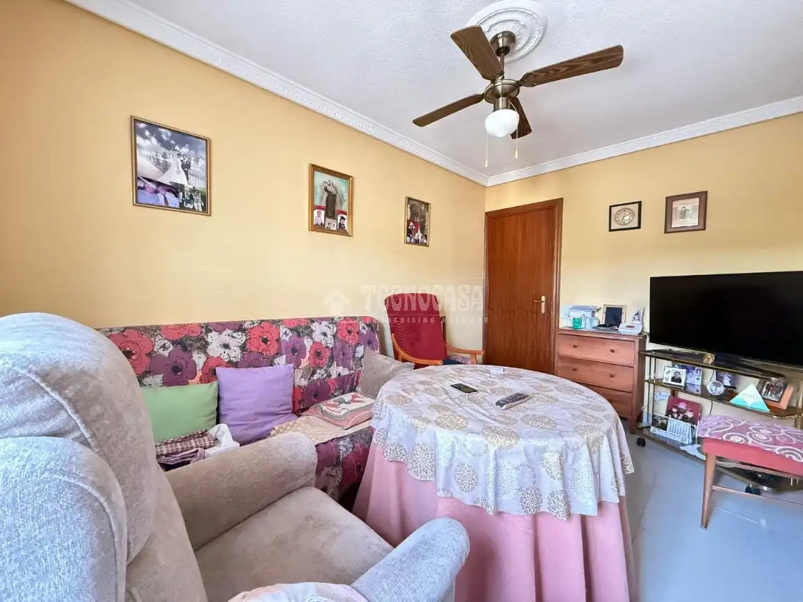 Sala d'estar de Pis en venda en Aranjuez amb Aire condicionat i Calefacció