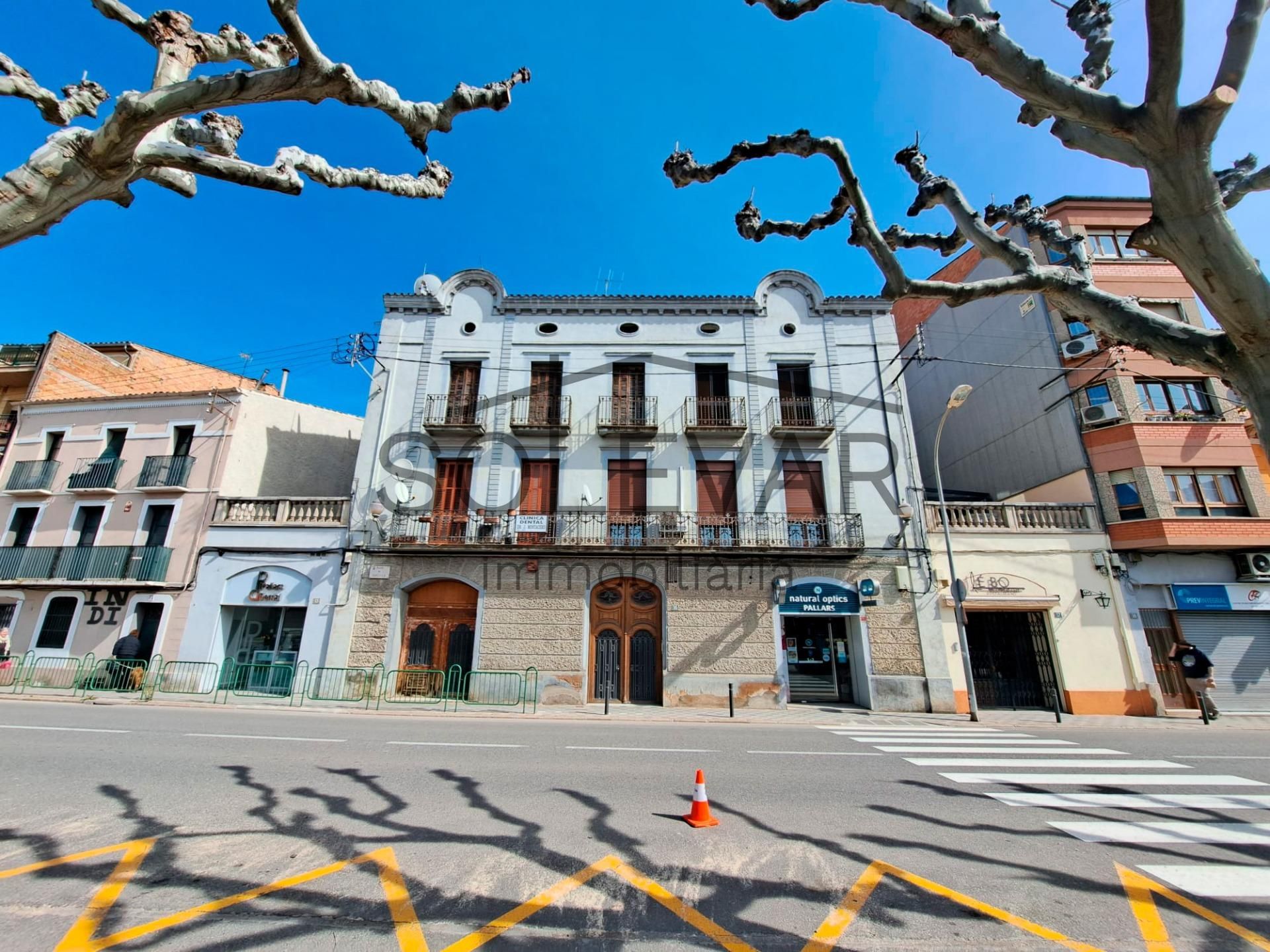 Vista exterior de Piso en venta en Tremp con Parquet, Terraza y Balcón
