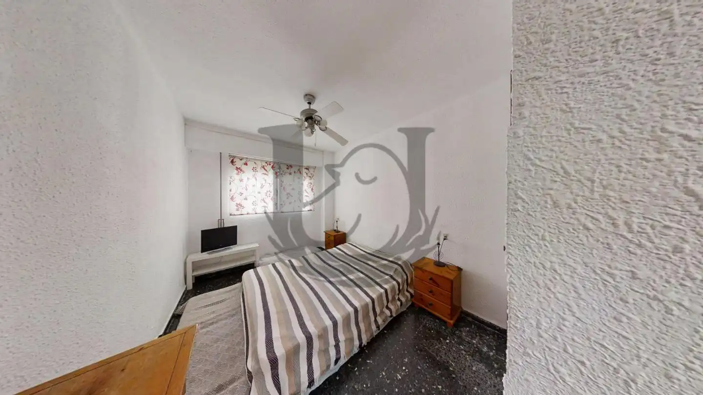 Bedroom of Flat for sale in Silla  with Air Conditioner and Terrace