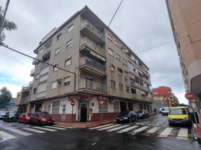 Vista exterior de Estudi en venda en Torrevieja amb Aire condicionat i Terrassa