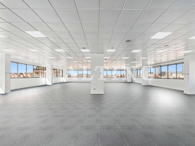 Oficina en Alquiler en Carrer Fluvià en Provençals del Poblenou