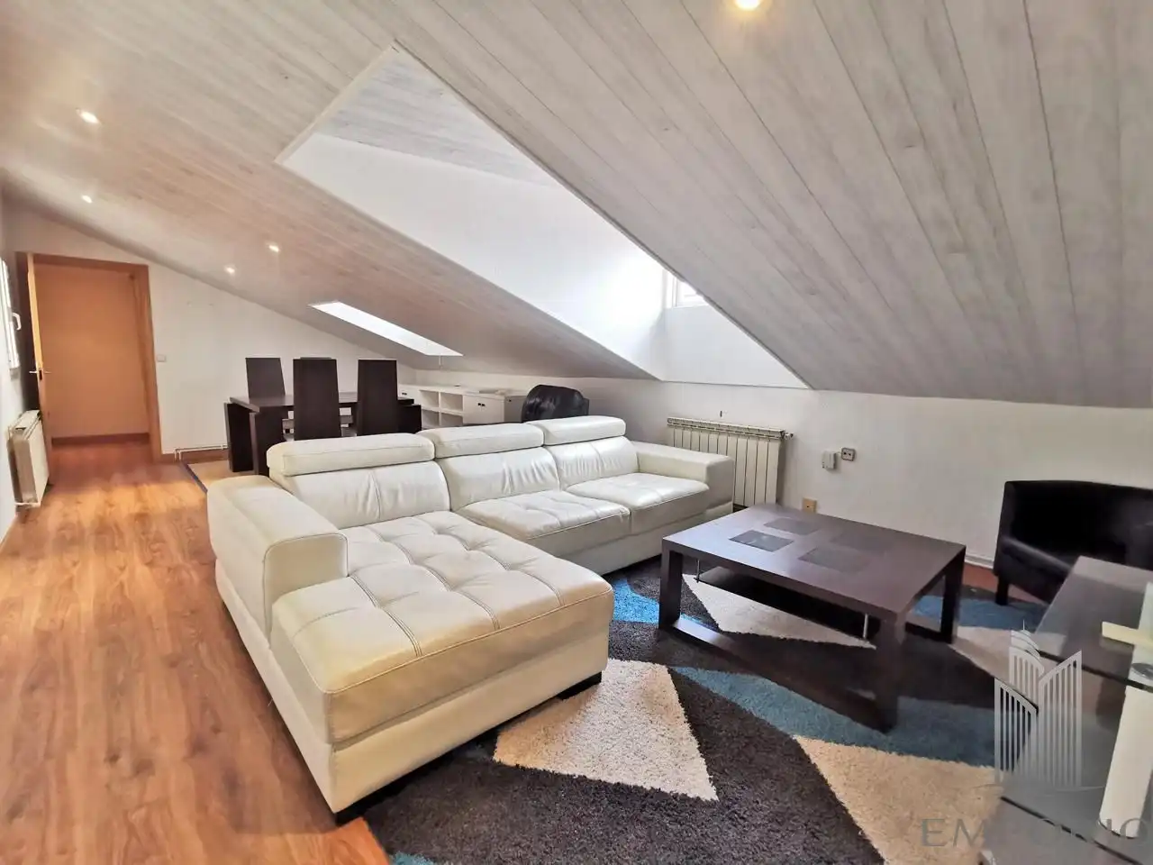 Flat for rent in Del Espejo, Palacio