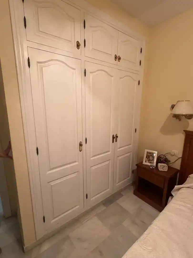 Bedroom of Flat for rent in Playa de Granada