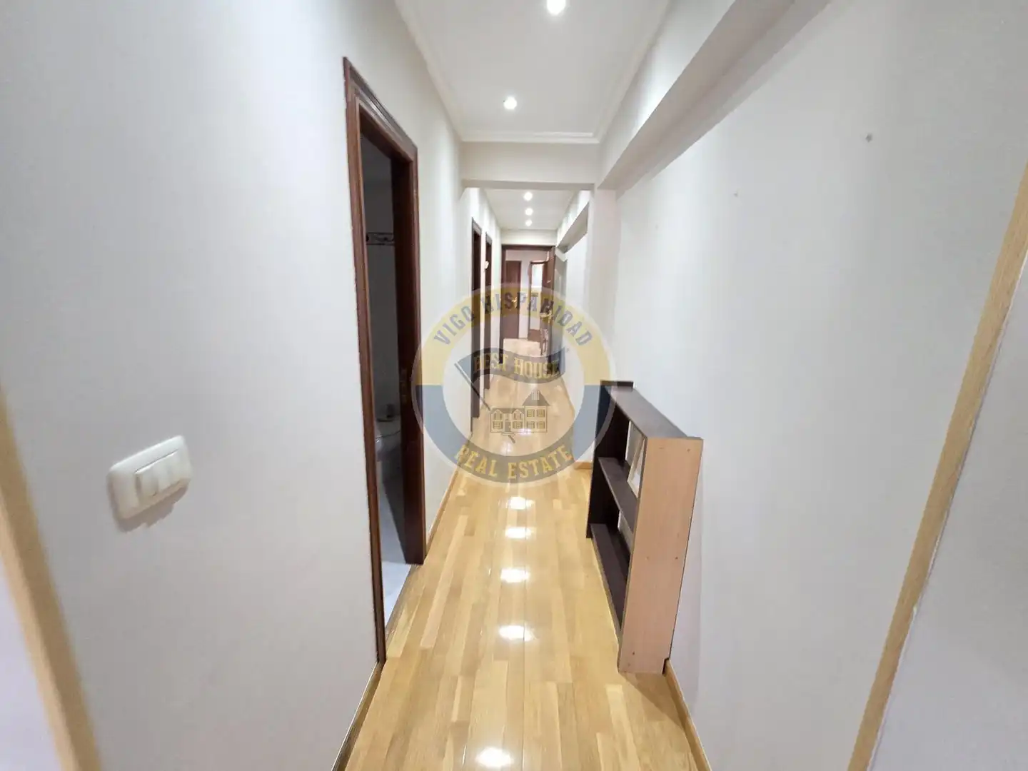 Piso de alquiler en Vigo  con Calefacción