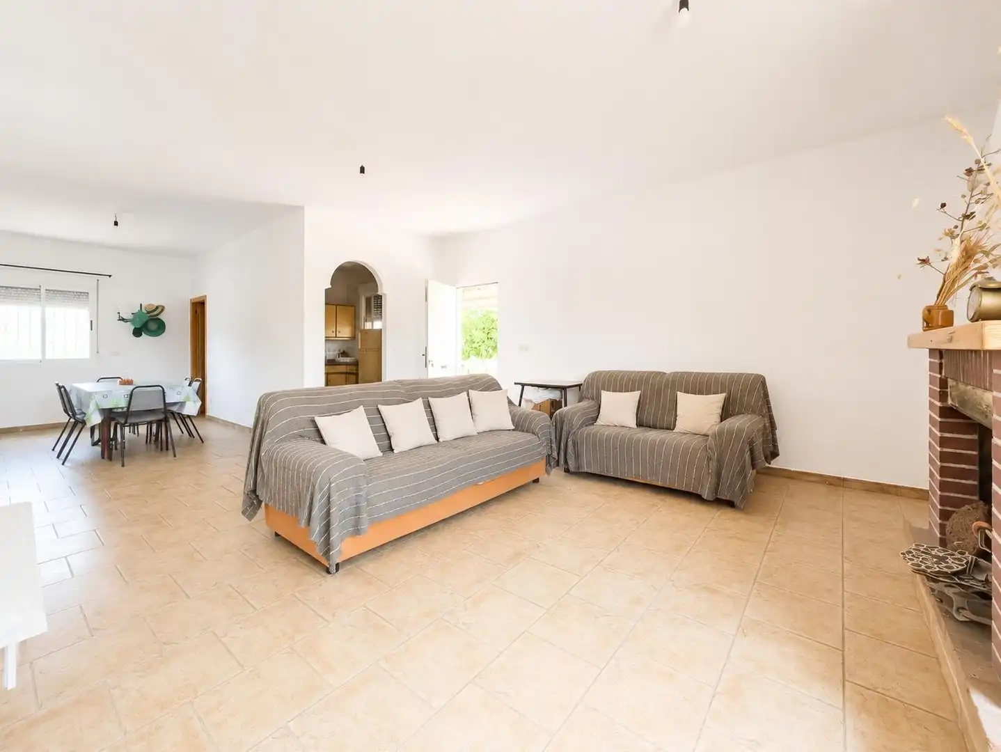 Living room of Houses for sale in Novelda  with Private garden, Storage room and Swimming Pool