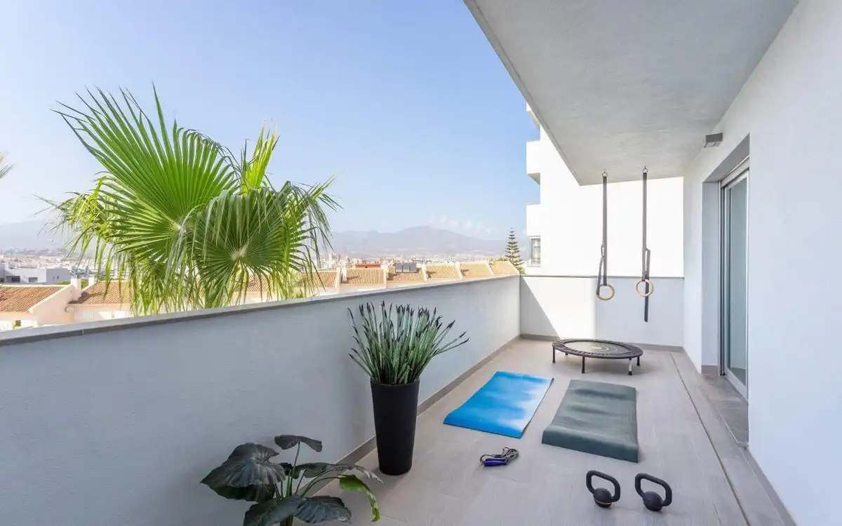 Apartamento con piscina en venta en Castillo Sohail - Myramar, imagen 7