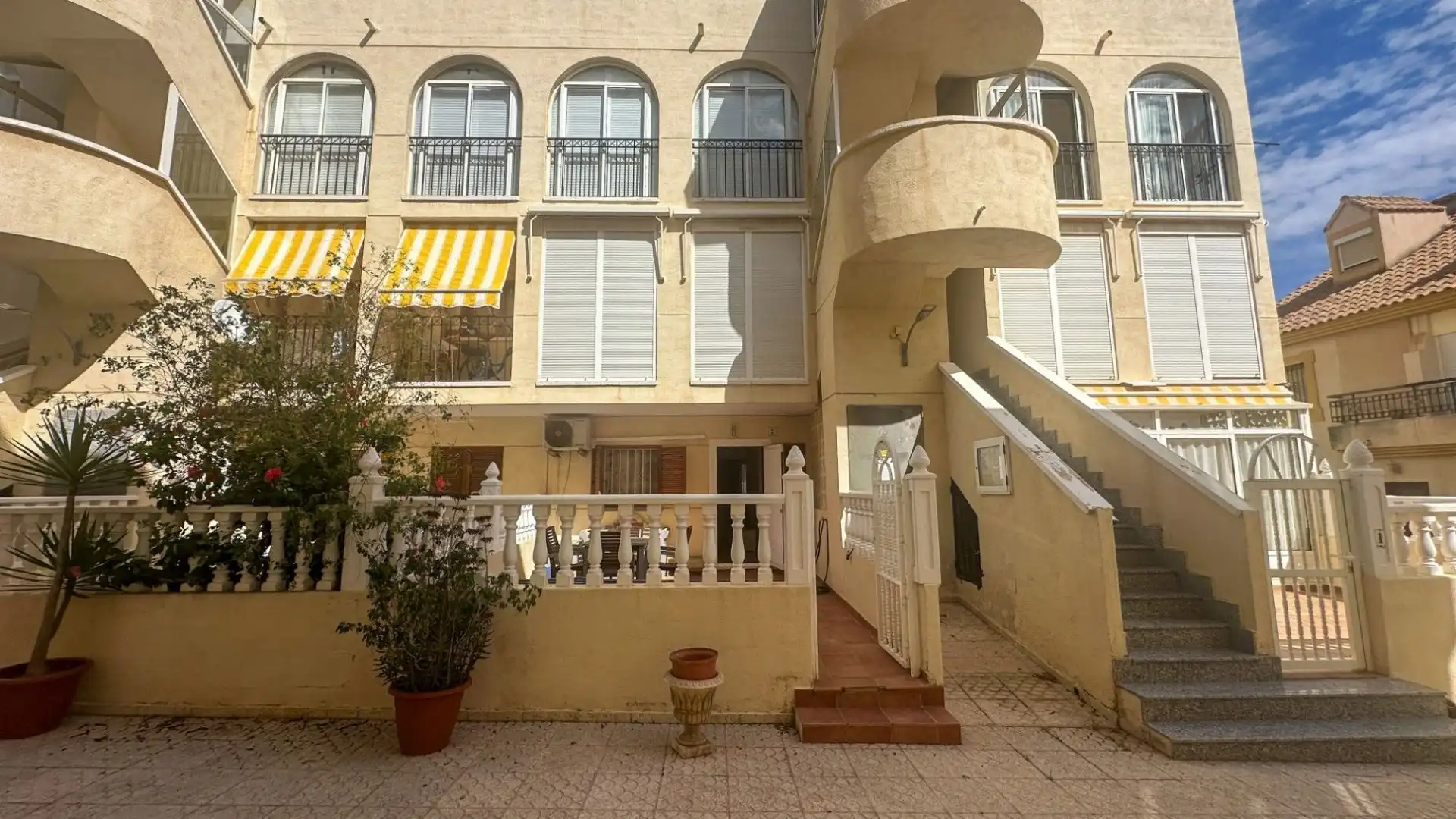 Vista exterior de Apartament en venda en Orihuela Costa