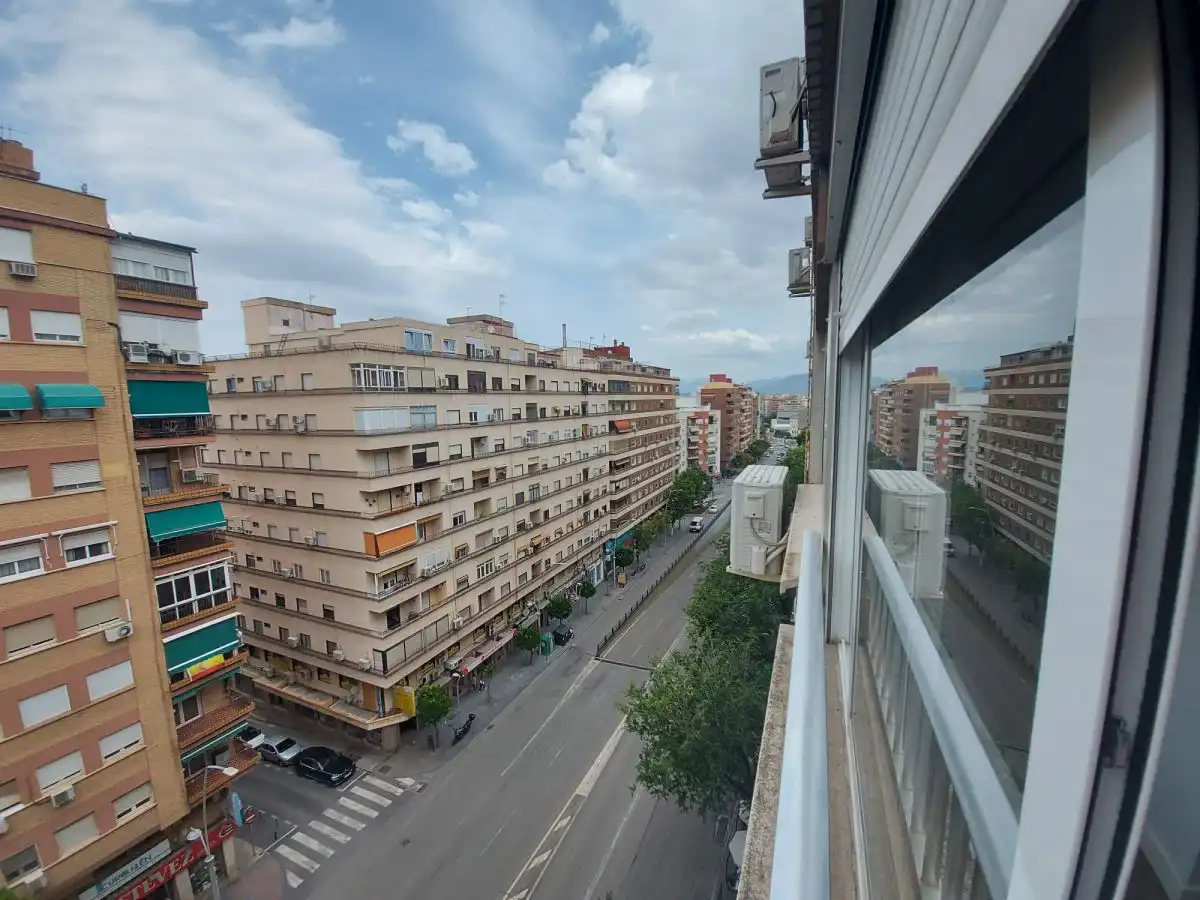 Piso de alquiler en de Andalucia, Hospital
