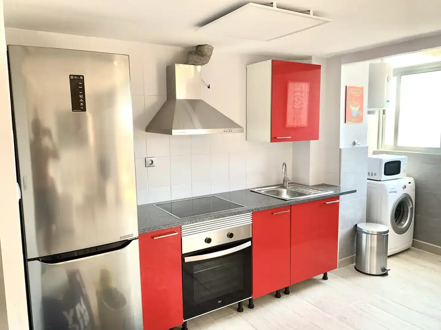 Kitchen of Flat for sale in Miramar  with Air Conditioner and Swimming Pool